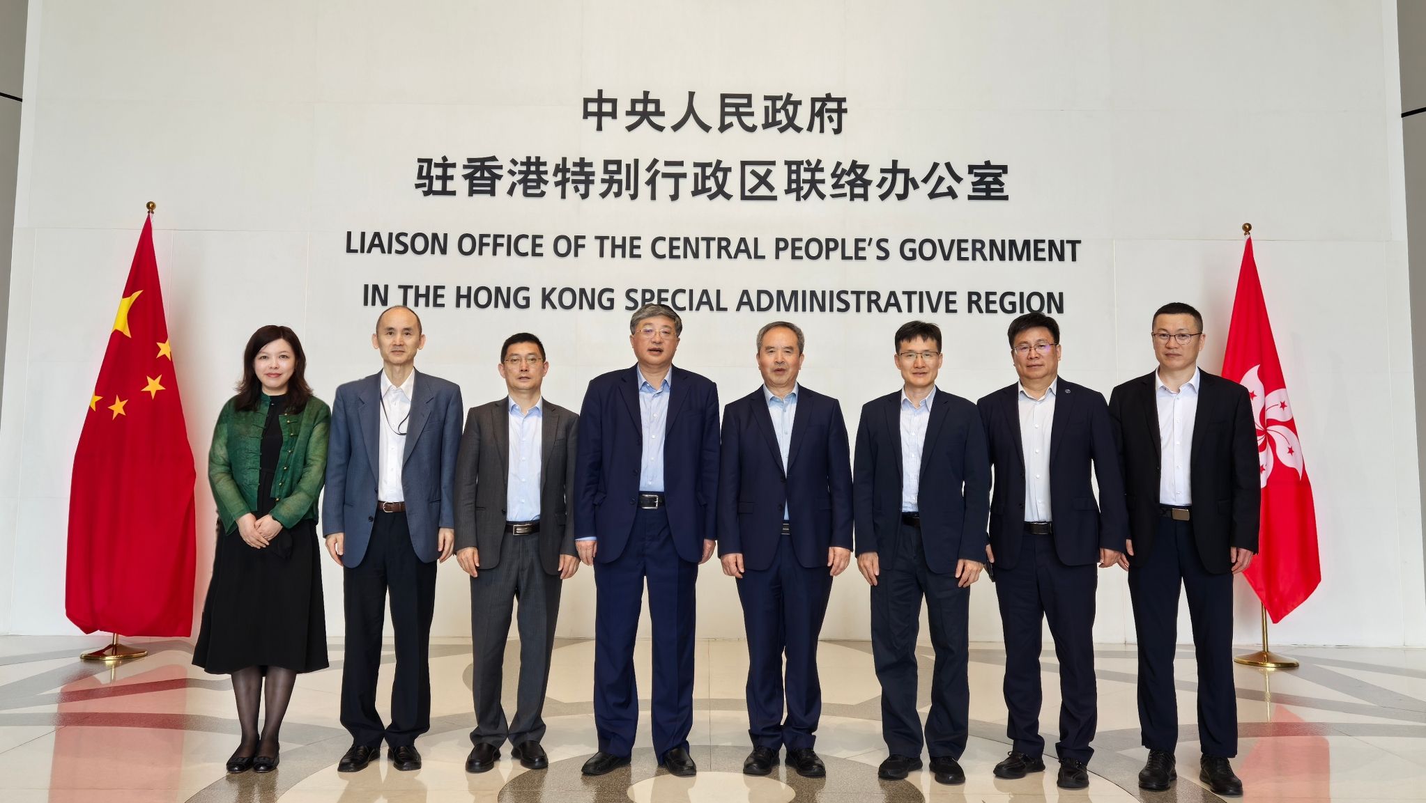【锻造新优势】贾振元率团访问中国香港、新加坡 深化高水平教育交流合作