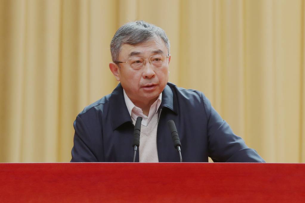 学校思政班主任疫情防控工作布置会召开