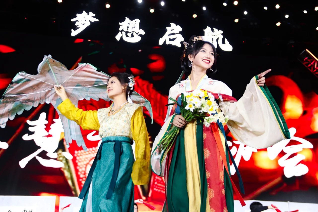今天，一起来夸夸大工的「她」！