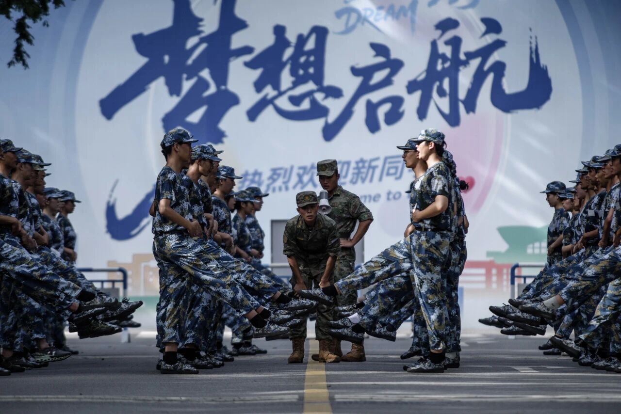 当我用“大片滤镜”打开大工军训！