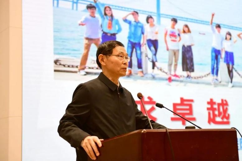 郭东明院士走进河南高中与学子共话理想担当