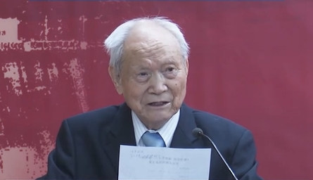“抓住机遇、迎接挑战，为强国建设、民族复兴贡献更多力量！”
