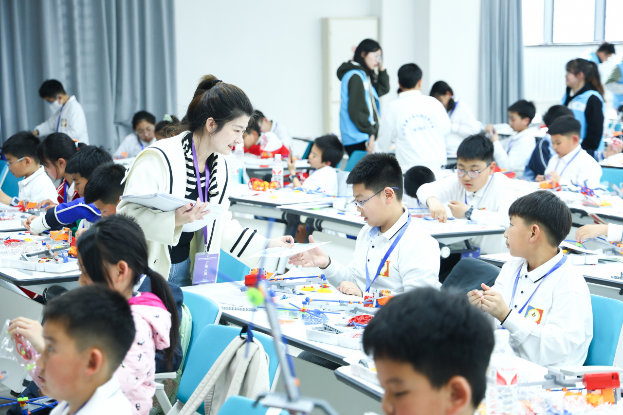 500多位“科技05后”，周末在大工干了啥？！
