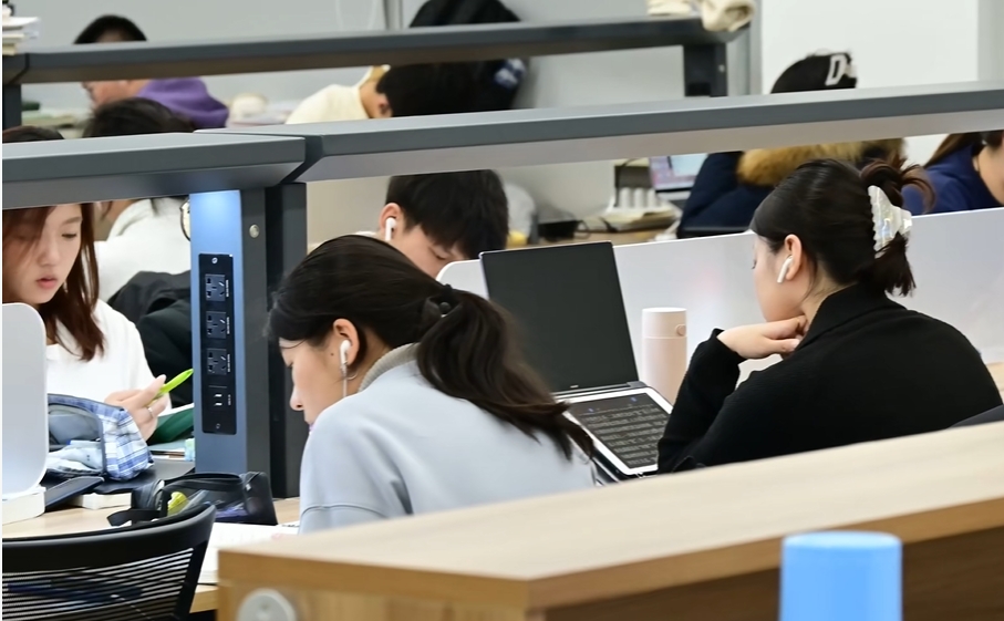 早上好！距离2025考研还有1天，大工陪你一起走过漫漫备考日，也将与你一起迎接这一场考验！
