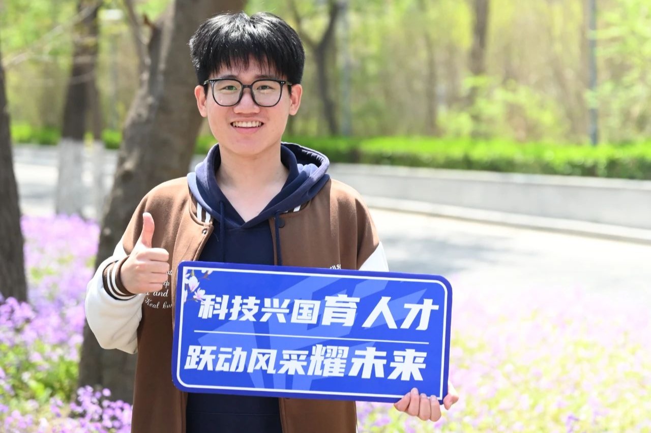 与华为合作，助力汽车自动驾驶技术发展！他是李万里