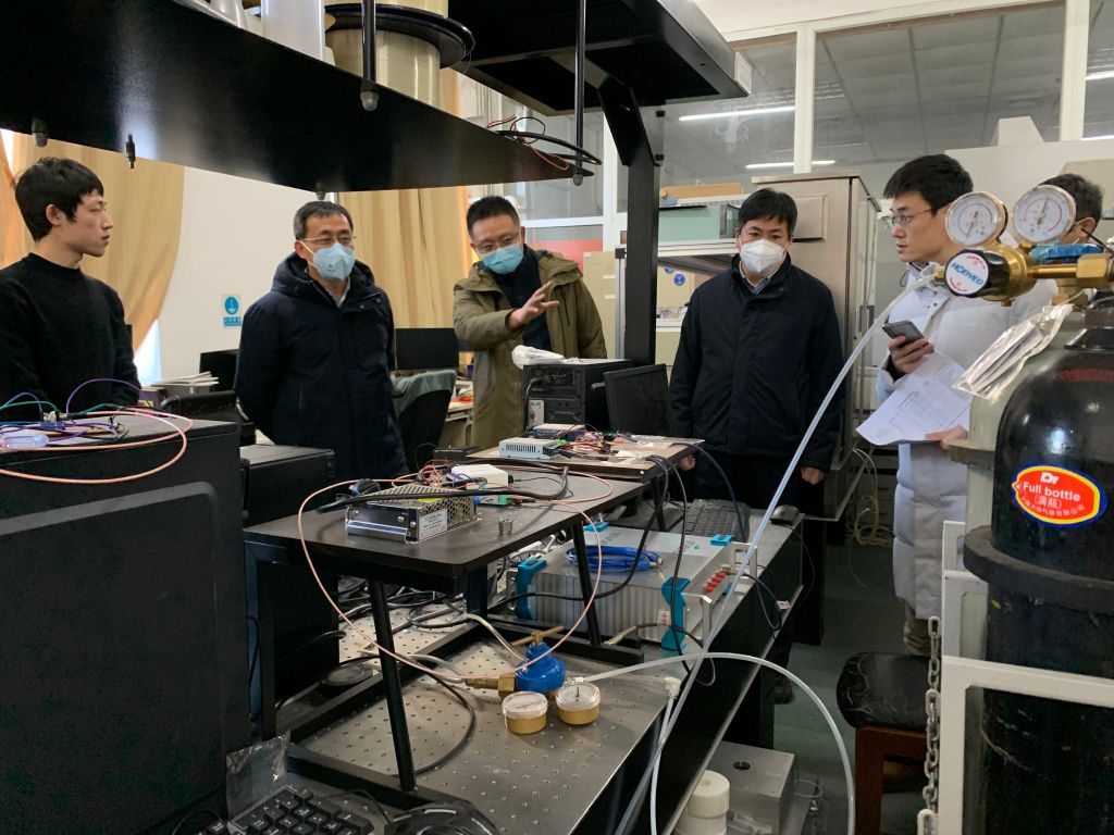 学校开展实验室安全大检查