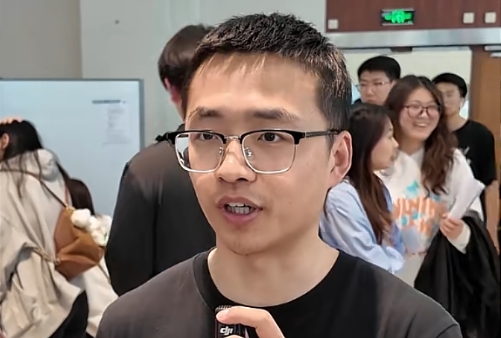 如何有效参加双选会？怎么选择自己的实习工作？企业想要怎样的你？一起走进大工双选会现场