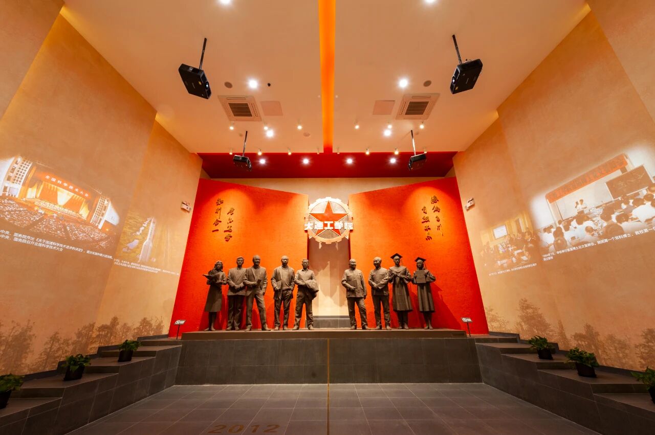 快来！梦中情校请你探馆！