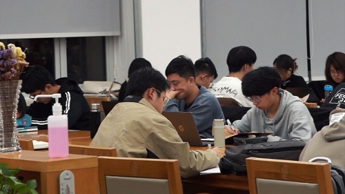 2023考研倒计时50天，我们各自努力，终会顶峰相见！