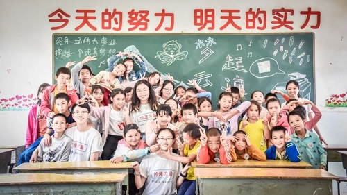 “长大后我就成了你”！连续9年，大工的他们用梦想点燃梦想！