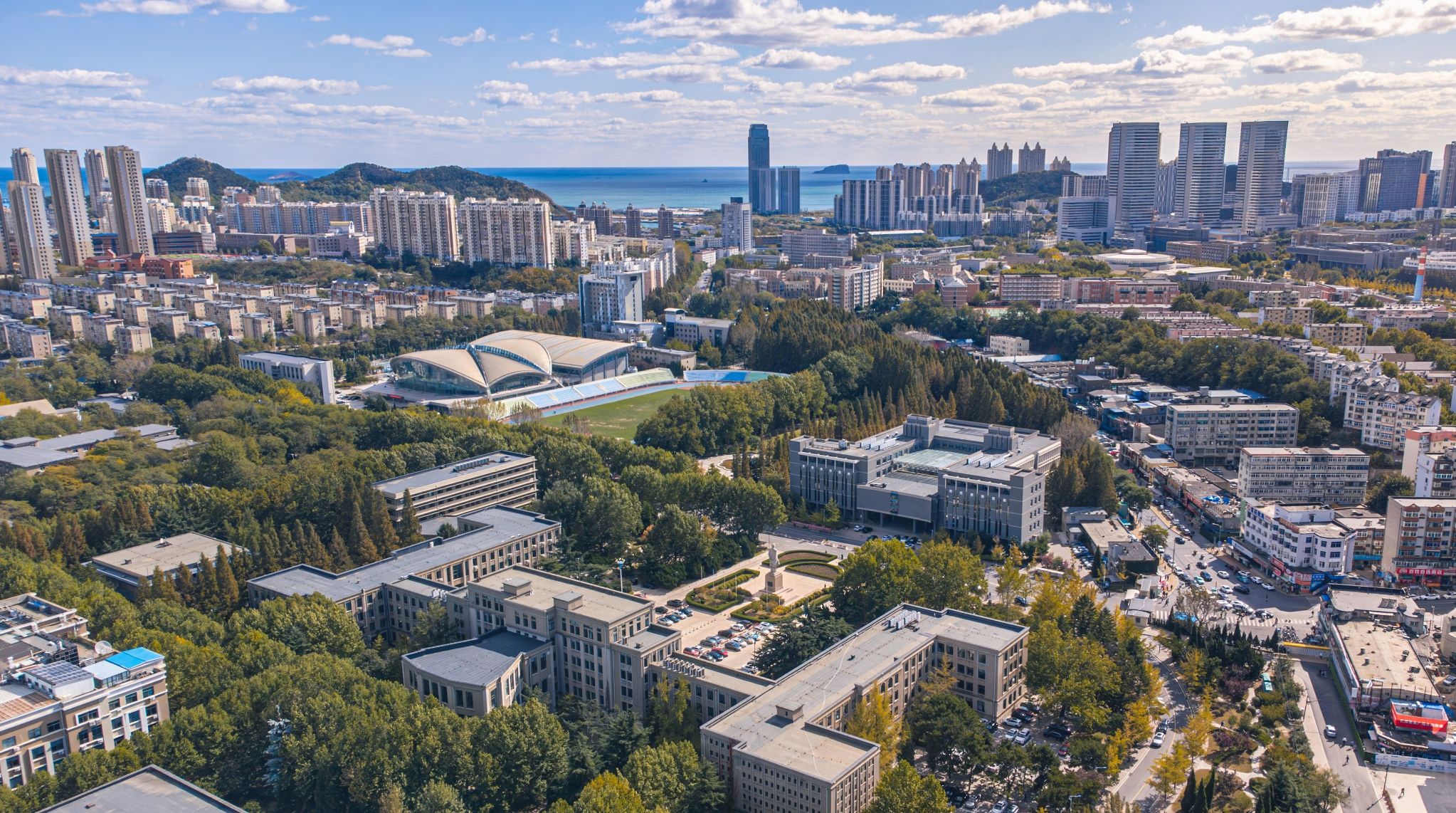 【思想政治工作研究】党委书记项昌乐围绕“大思政”格局构建发表署名文章