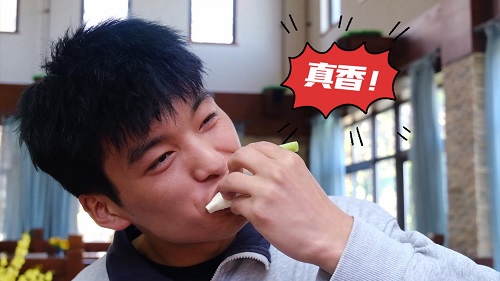 在大工校园吃淄博烧烤，真香！