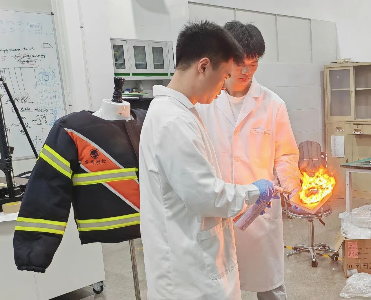 全球首款！大工学子让“神话”成真！
